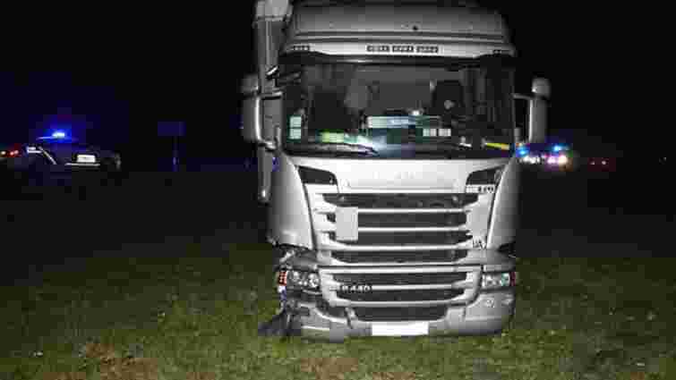 На Волині вантажівка Scania збила на смерть фірмана