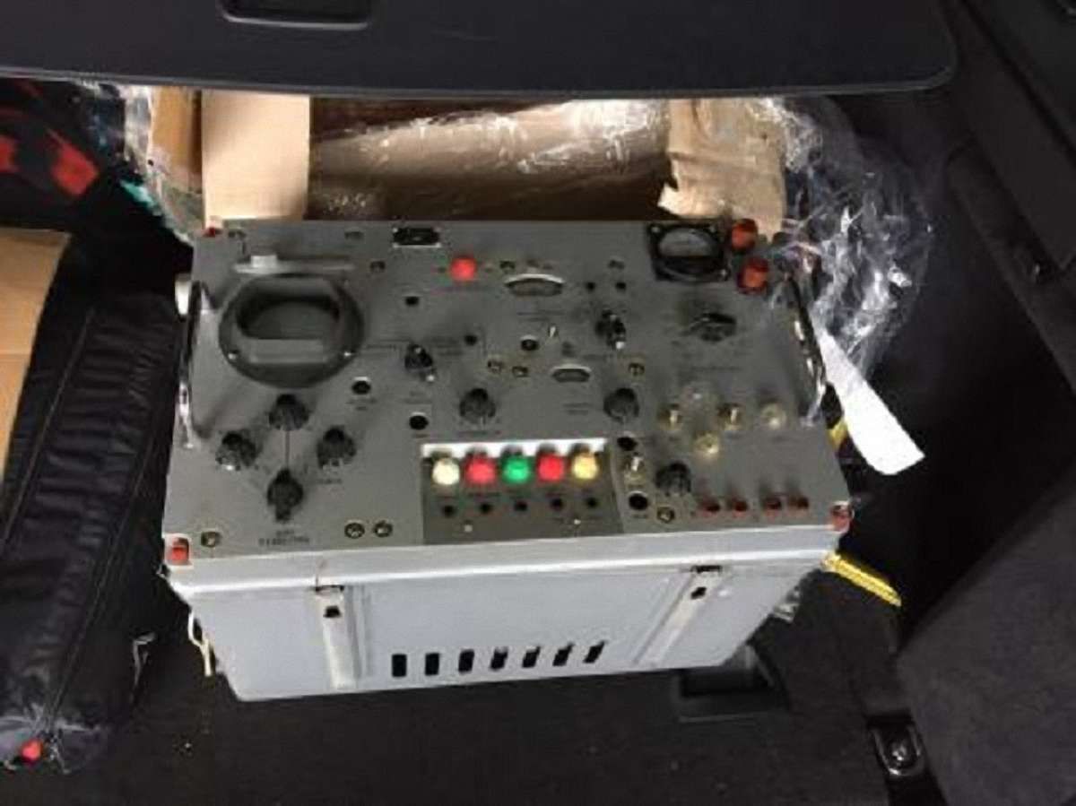 На Львівщині у автомобілі литовця прикордонники виявили військовий розвідувальний пристрій