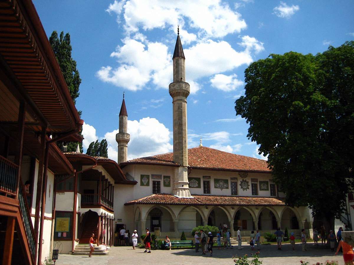У Бахчисараї почалися обшуки у кримських татар