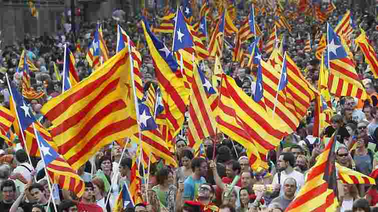 Іспанський уряд висунув Каталонії ультиматум для пояснень щодо незалежності