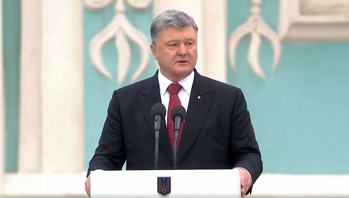 Президент привітав українців з 75-річчям створення УПА, святом Покрови і Днем захисника
