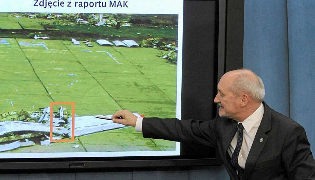 Польська комісія виявила запис вибуху на самописці літака Леха Качиньського