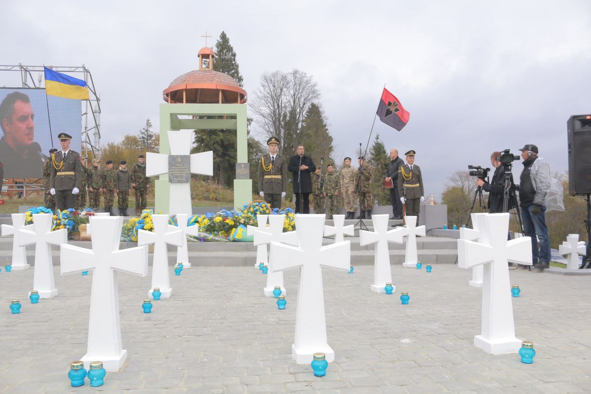 На Львівщині відкрили меморіал загиблим січовикам Карпатської України