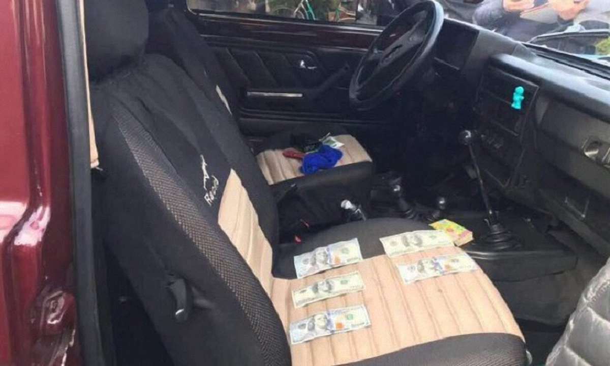 У Тячеві заступника начальника поліції затримали на хабарі