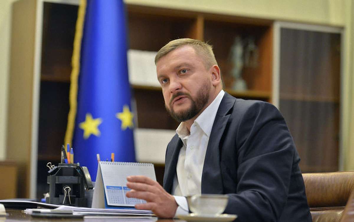 Мін'юст запроваджує проект з інформування громадян про їхні права