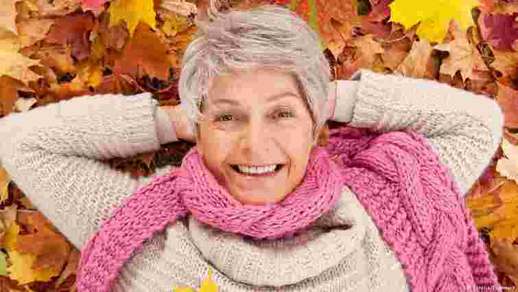 Коли жінкам, що достроково вийшли на пенсію у 55 років, повернуть повну пенсію