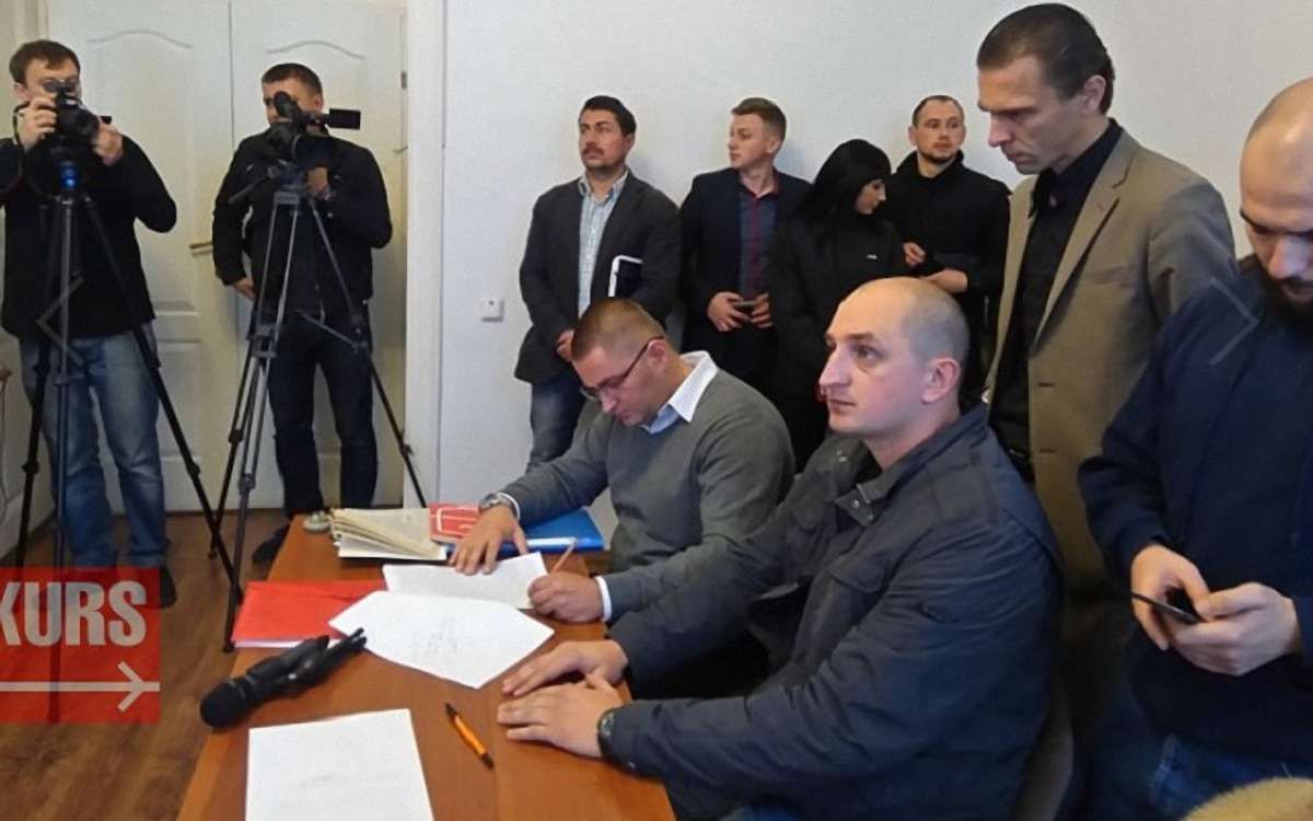 В Івано-Франківську патрульного відсторонили від посади через скаргу родича прокурора

