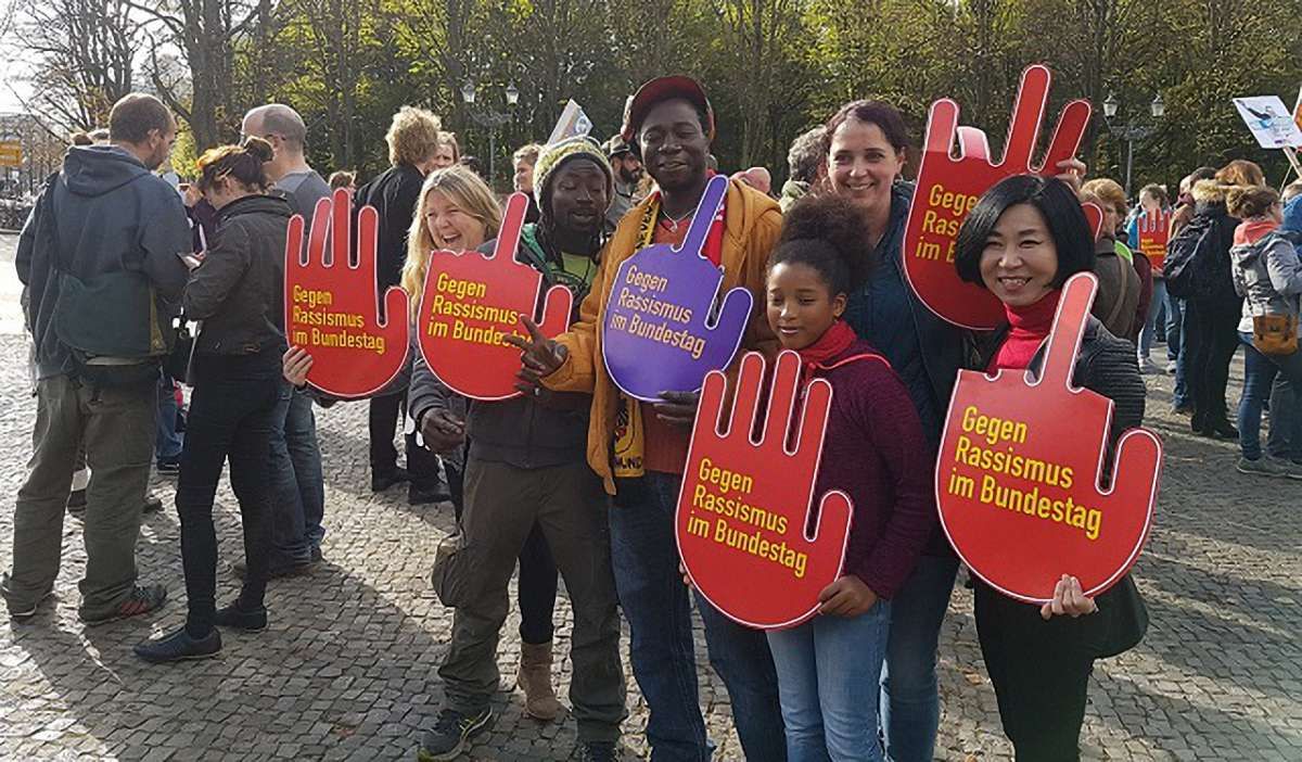 У Німеччині протестували проти партії, яка підтримує зняття санкцій з Росії