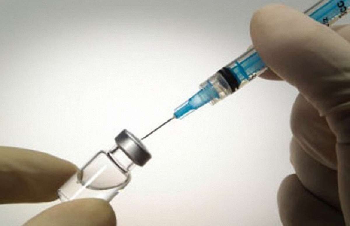 Сенат Румунії ухвалив закон про обов'язкову вакцинацію населення