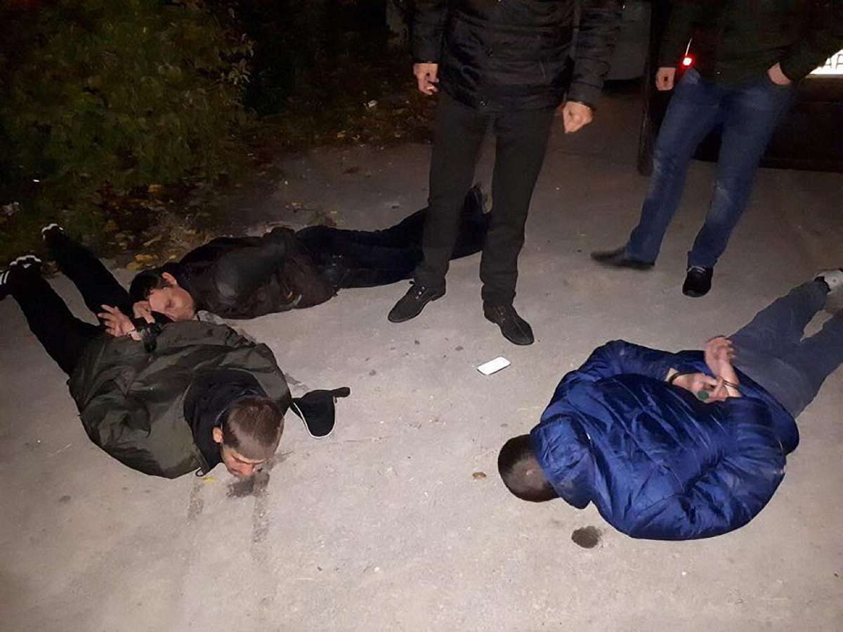 Поліція затримала 12 осіб за викрадення людини в Запоріжжі
