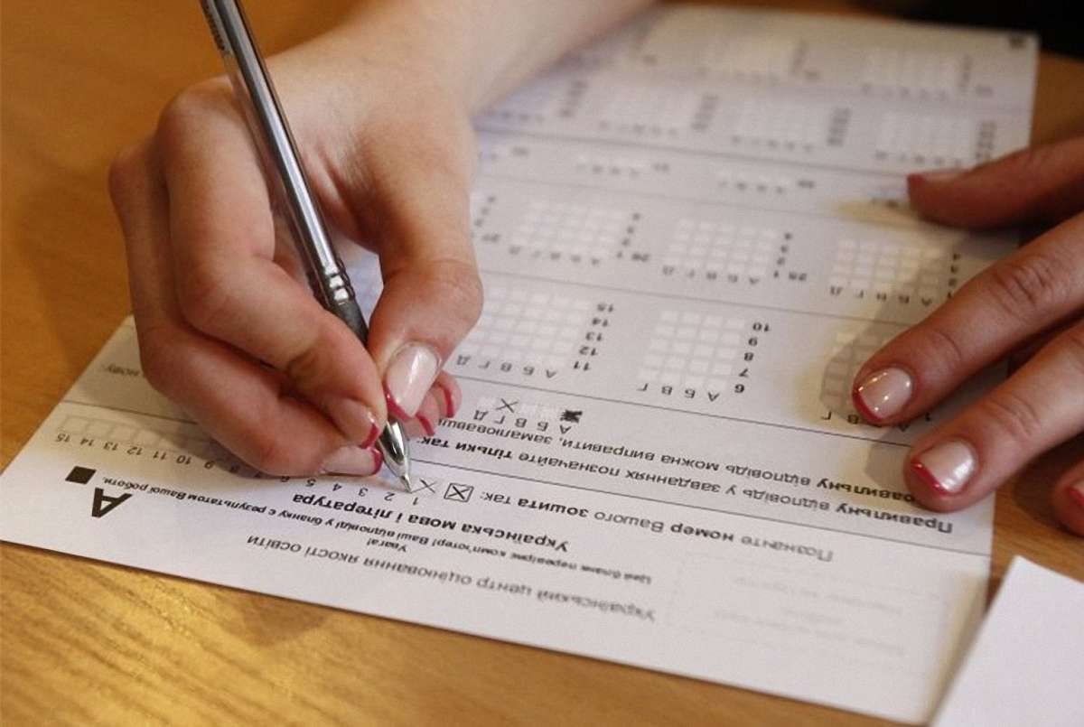 Журналісти виявили схему вступу до університетів без здачі ЗНО