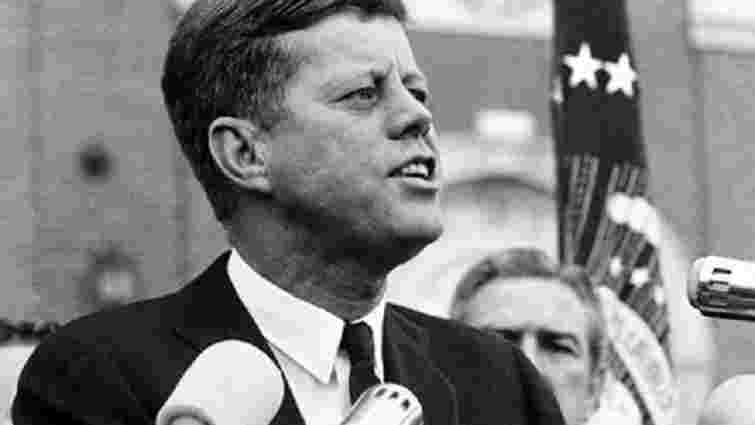 США розсекретили майже 3 тис. архівних документів щодо вбивства Джона Кеннеді