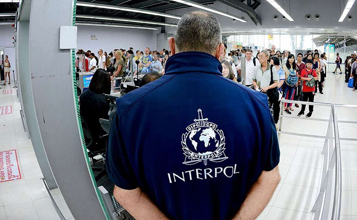 Інтерпол порадив країнам-учасницям ігнорувати запити Росії