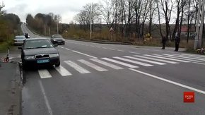 На місці ДТП за участі автомобіля Димінського експерти МВС працювали зі свідком