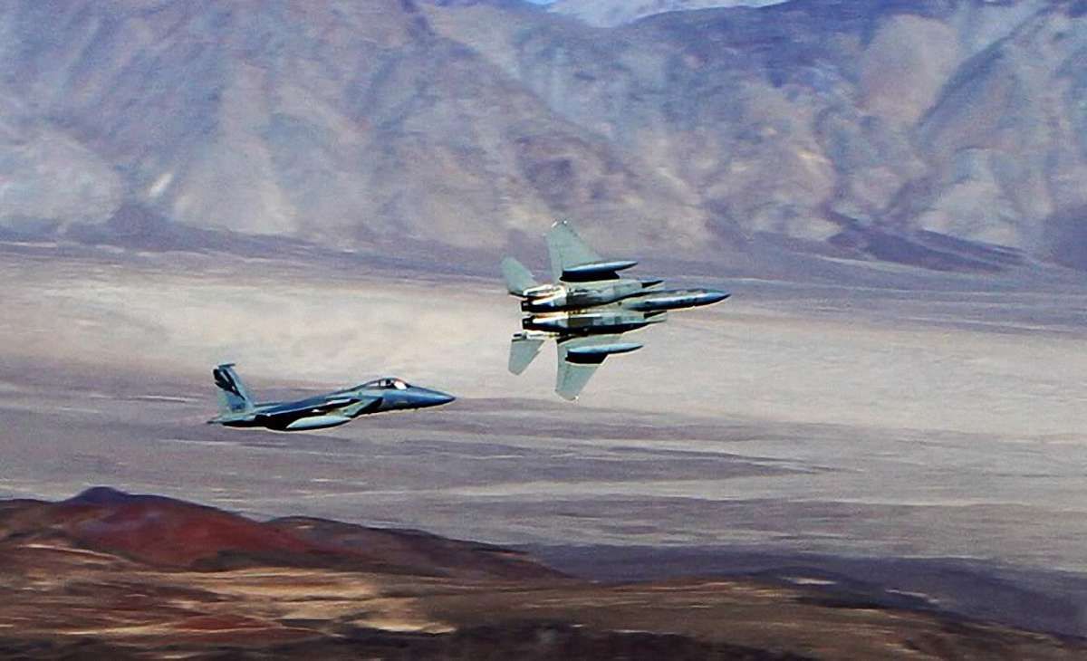 Голова українського Генштабу політав у США на винищувачі F-15 