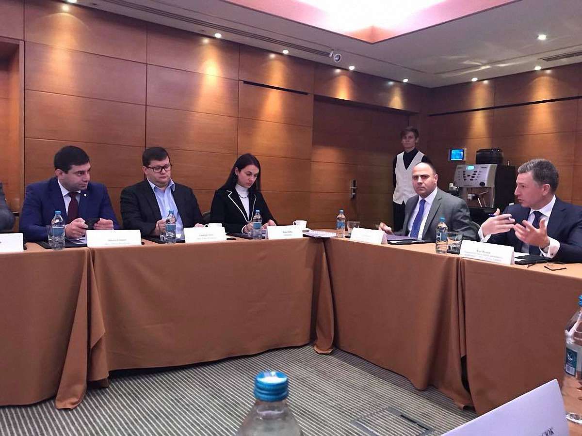 Волкер готує тези для резолюції РБ ООН про миротворчу місію на Донбасі