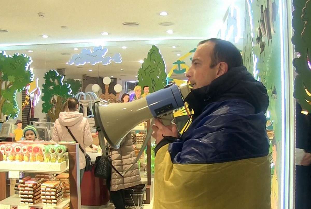 «Покажіть мені інший спосіб змусити президента бути президентом, а не бізнесменом»
