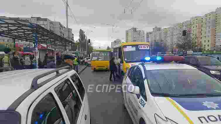 Поліція затримала водія маршрутки, який збив на смерть подружжя пенсіонерів в Києві