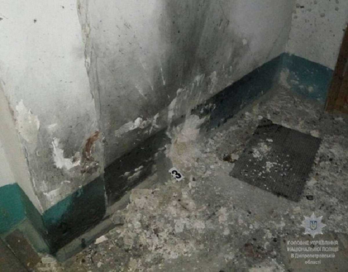 У Дніпрі грабіжники гранатами підірвали п'ятьох поліцейських