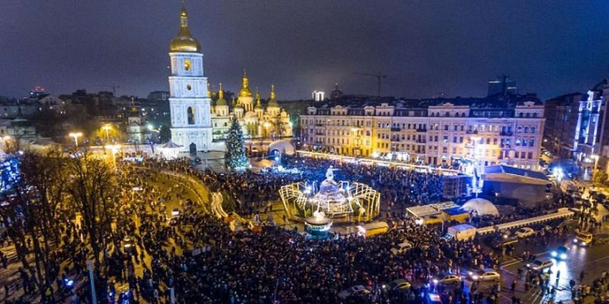 На новорічні та різдвяні свята в українців буде по три вихідні
