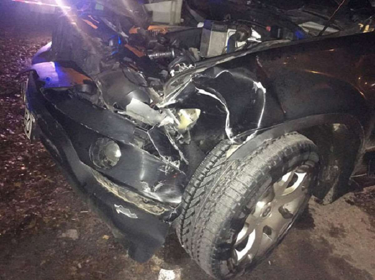 У Рівненській області п'яний водій BMW збив на смерть двох жінок і втік
