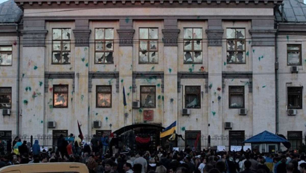 Чи підтримуєте ви розрив дипломатичних відносин з Росією?