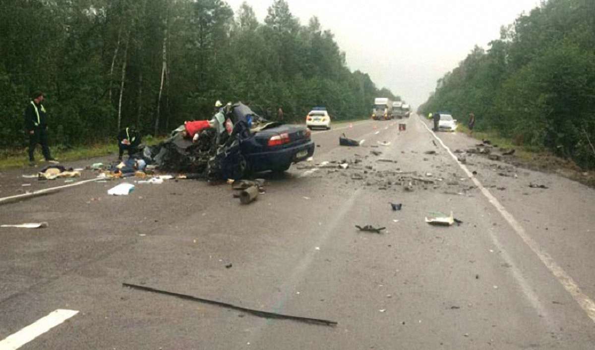 Слідство вважає загибель п’ятьох політологів у ДТП на Рівненщині умисним вбивством