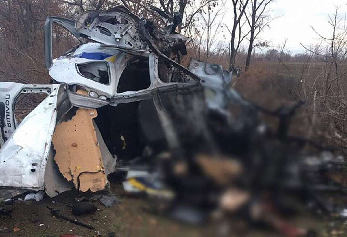 У Донецькій області на міні підірвався автомобіль поліції, загинув майор