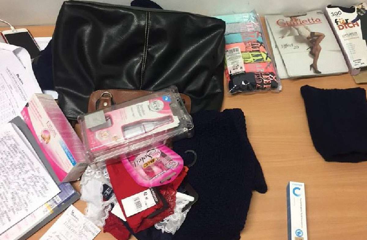 На одній із львівських вулиць патрульні тричі за добу затримували злодіїв