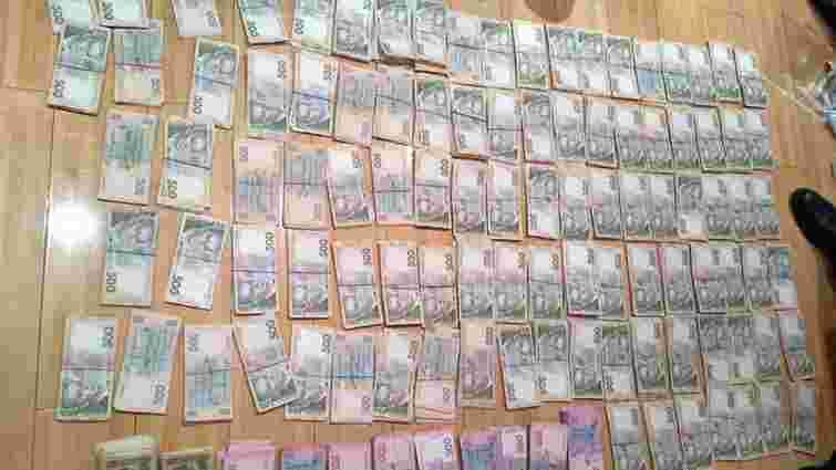 У Києві спіймали карткових шахраїв, які вкрали в державному банку ₴6 млн
