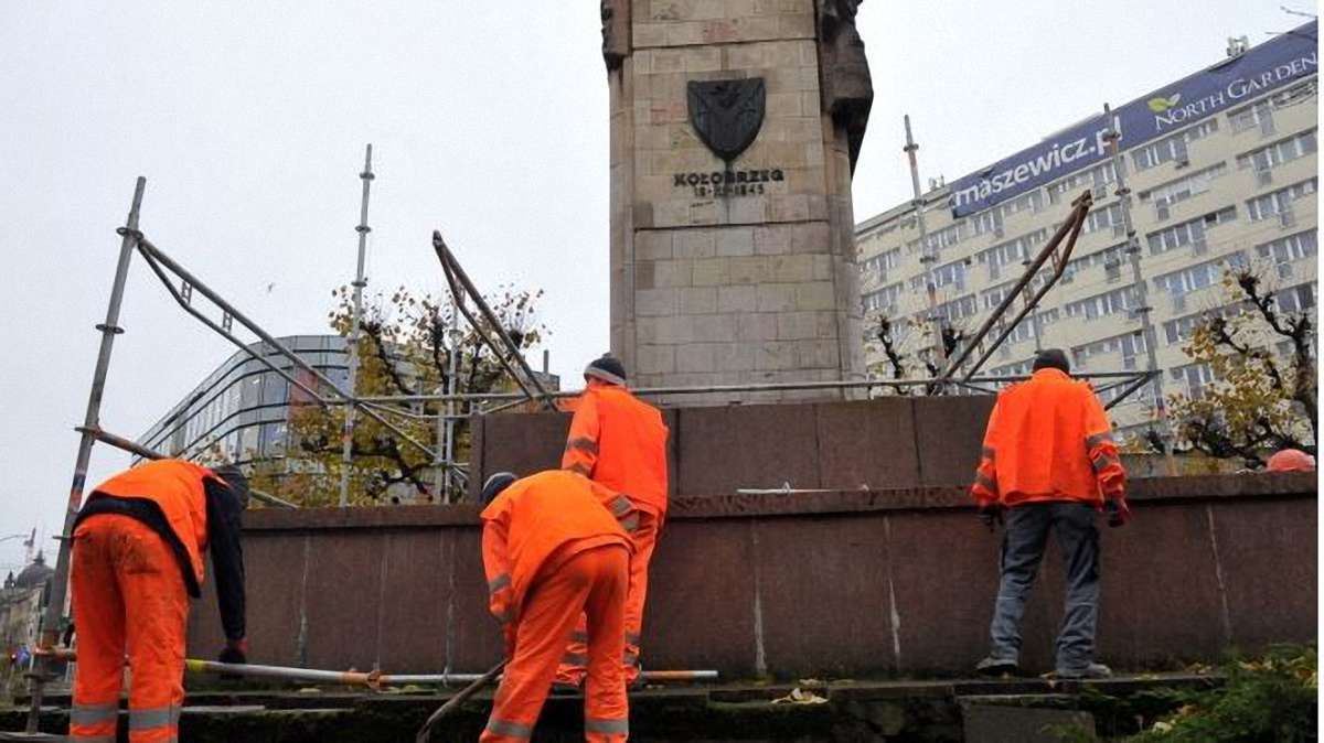 У польському Щецині демонтують пам'ятник радянській армії