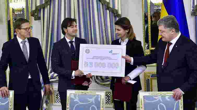 Сім’я Порошенків подарувала ₴3 млн на проект Музею Революції Гідності