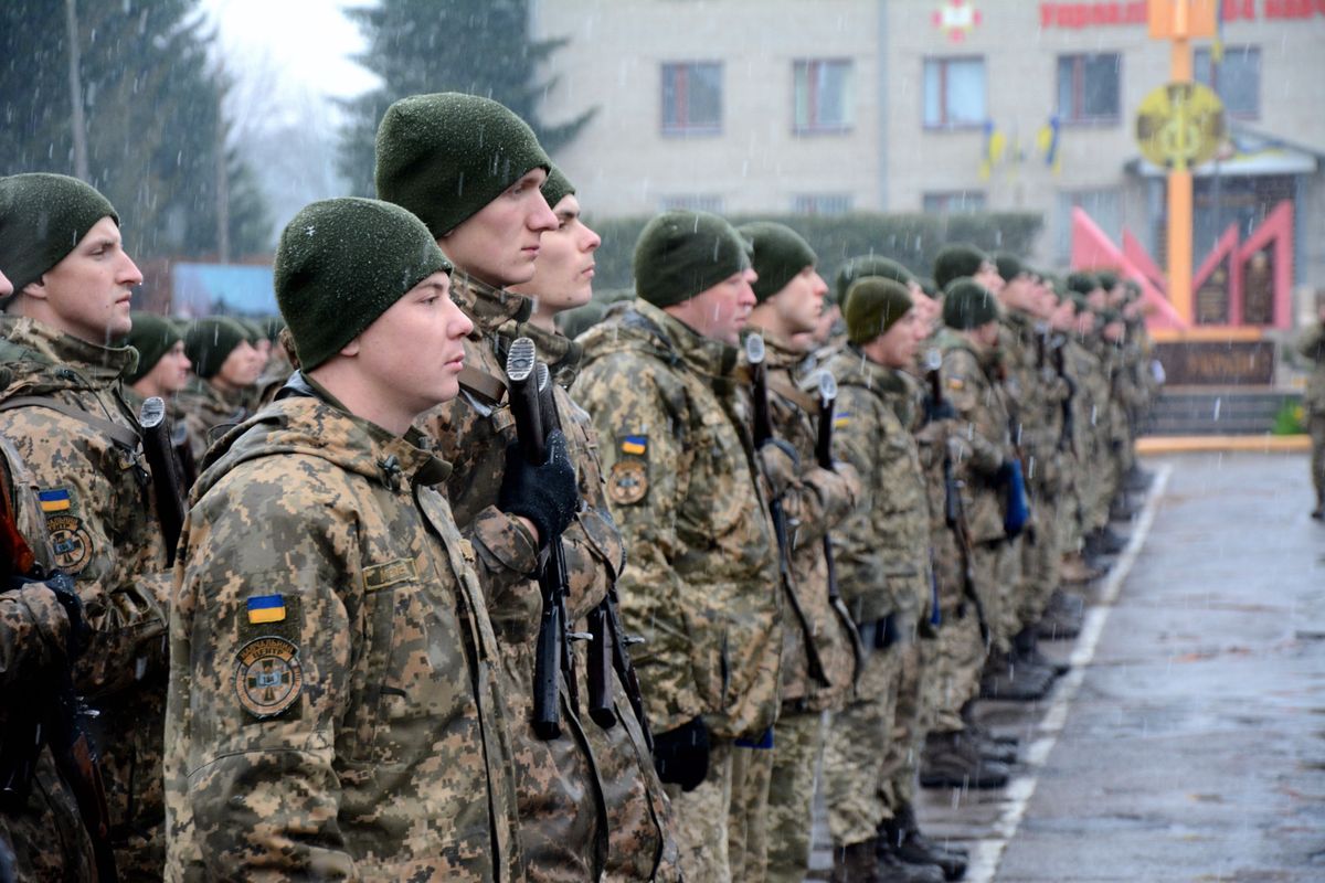 Понад 600 строковиків склали присягу на Яворівському полігоні