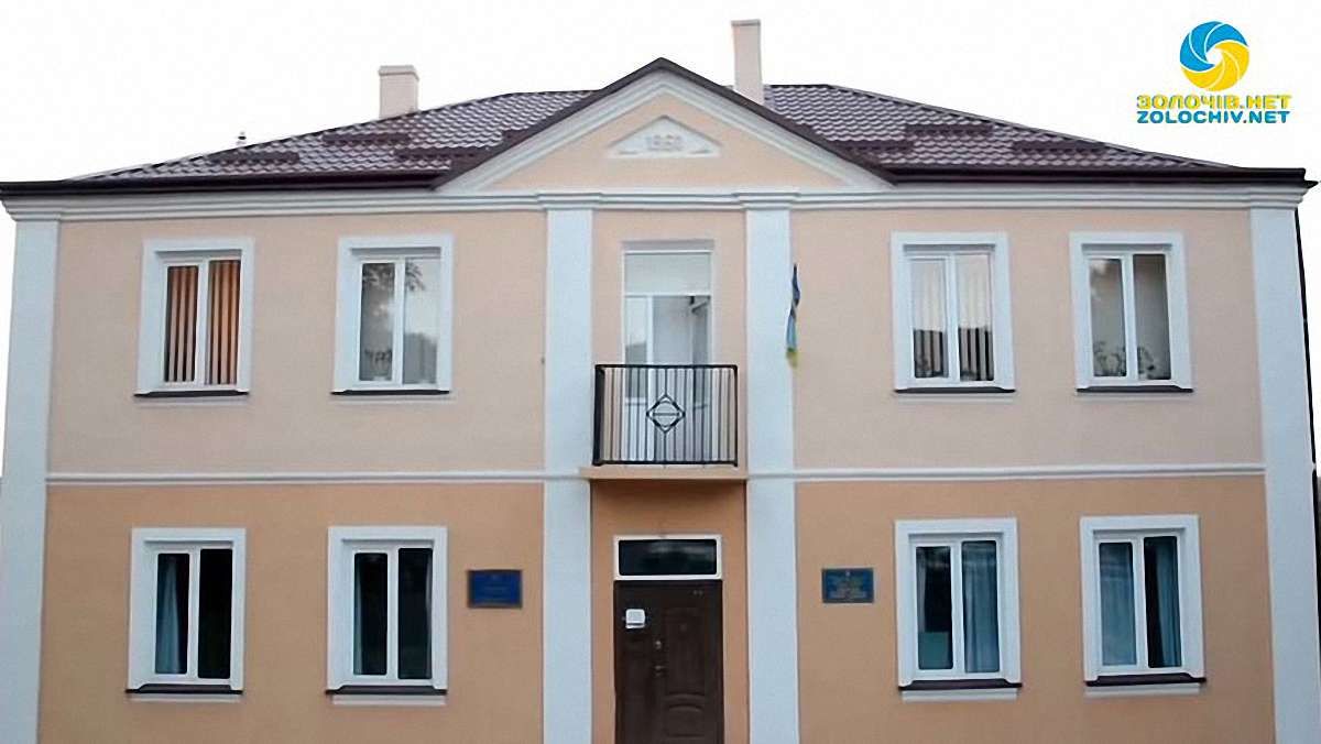 У Золочівському районі обікрали сільську раду