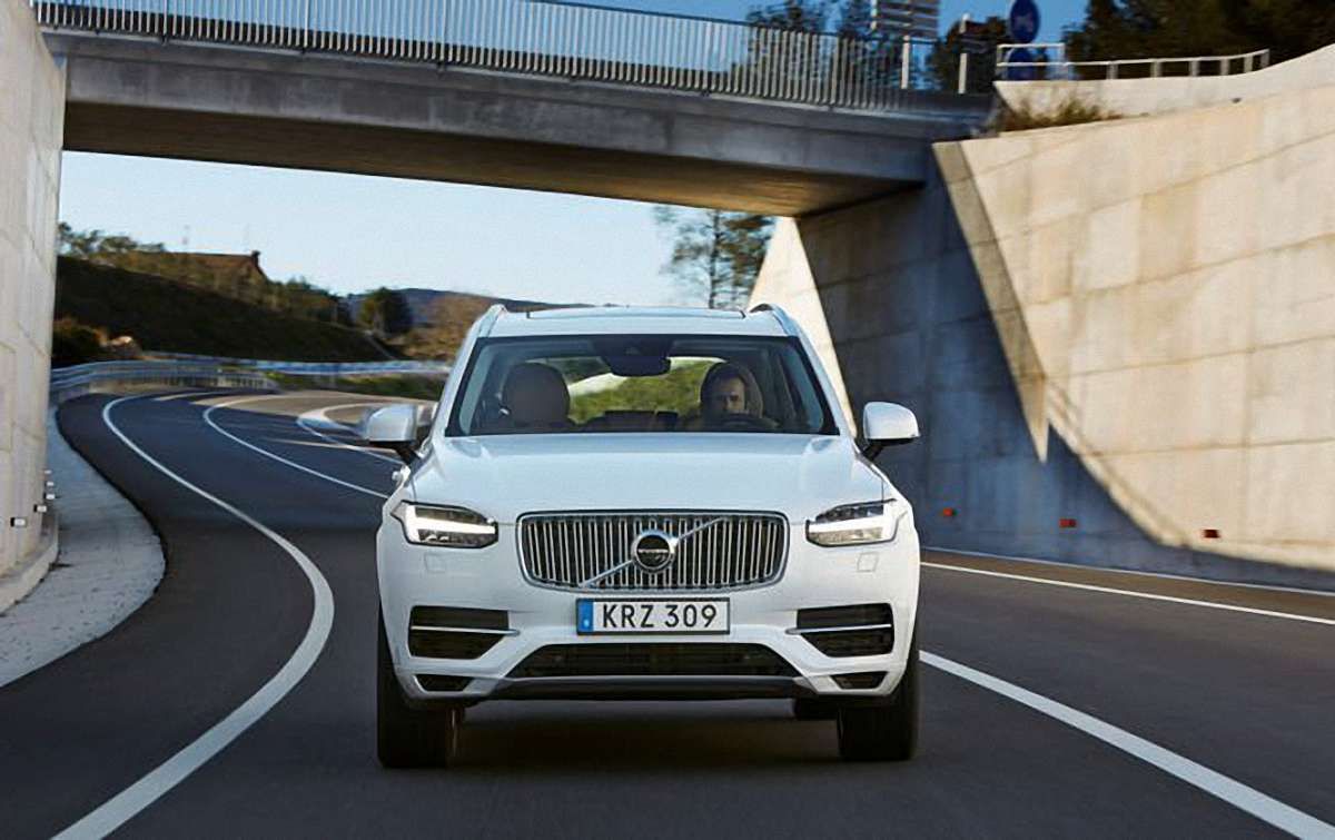 Uber закупить 24 тис. безпілотних позашляховиків Volvo XC90 