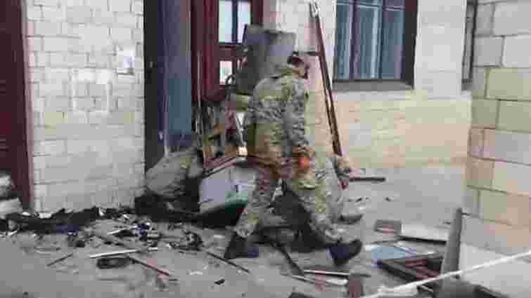 На Харківщині невідомі пограбували банкомат, підірвавши його саморобною бомбою