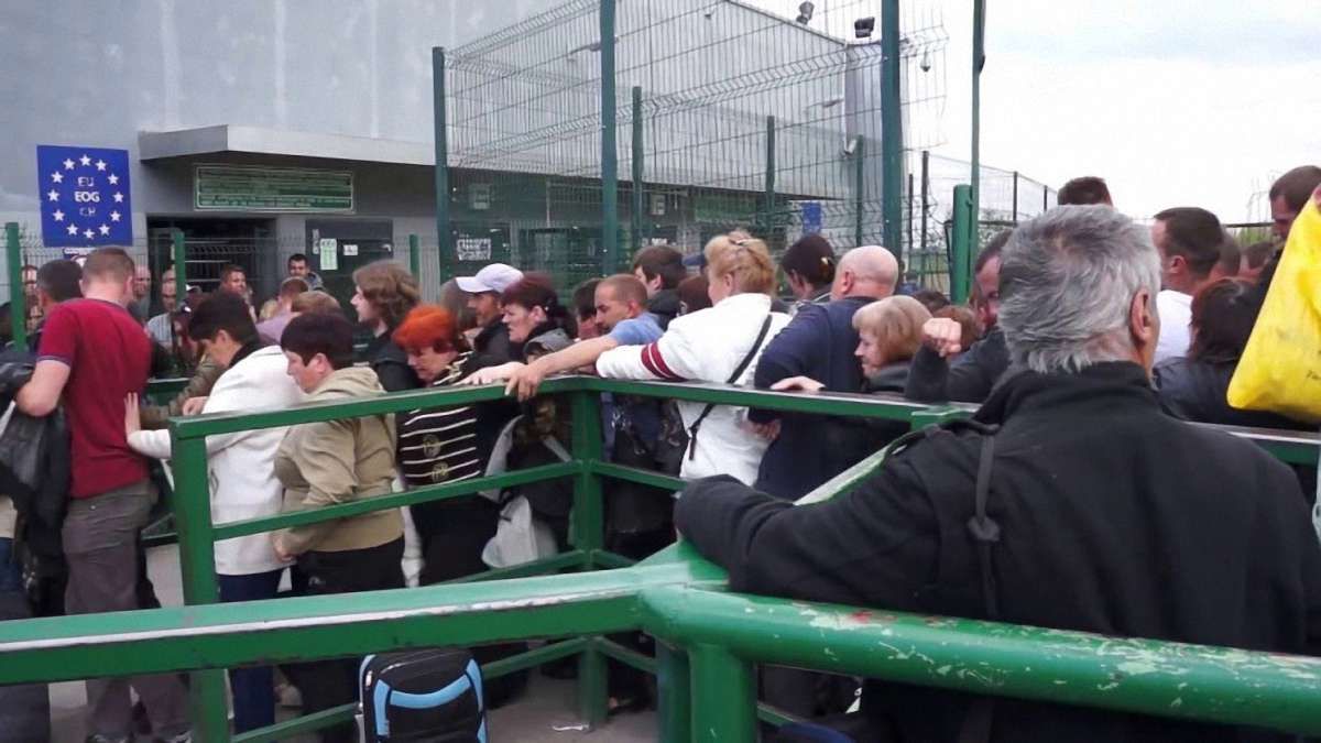ДФС придумала схему ліквідації «човників» на українсько-польському кордоні