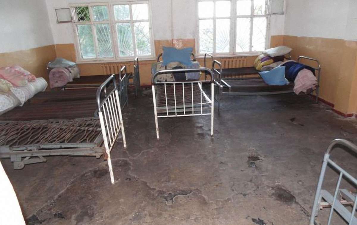 Головлікарку психлікарні на Сумщині звинуватили у тортурах пацієнтів