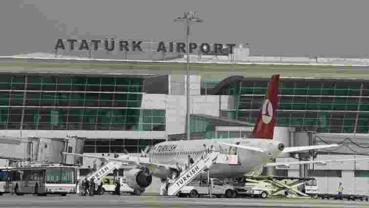 Інформація про мінування двох літаків МАУ в Стамбулі не підтвердилася