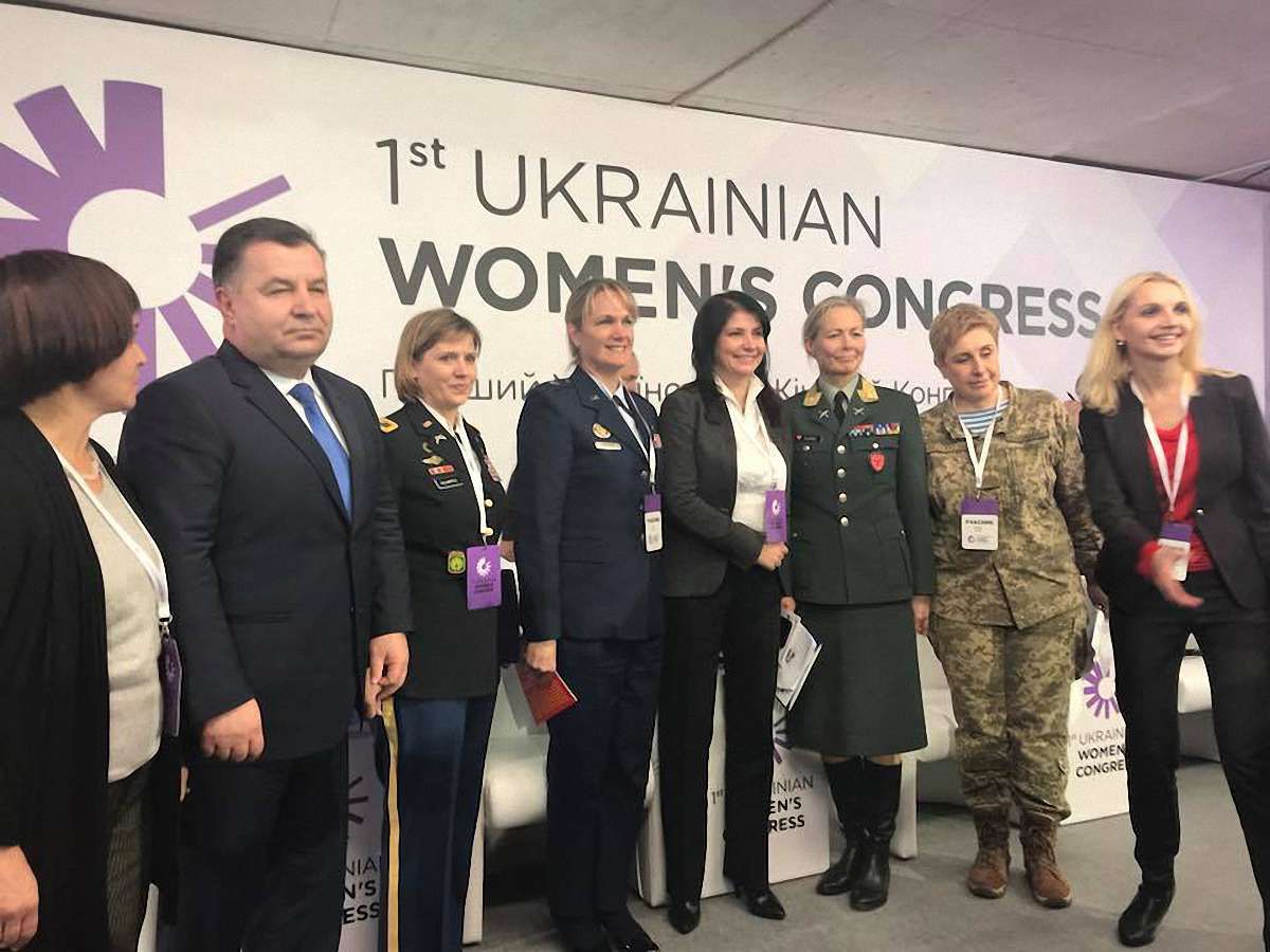 До українського війська цього року прийняли 2,4 тис. жінок
