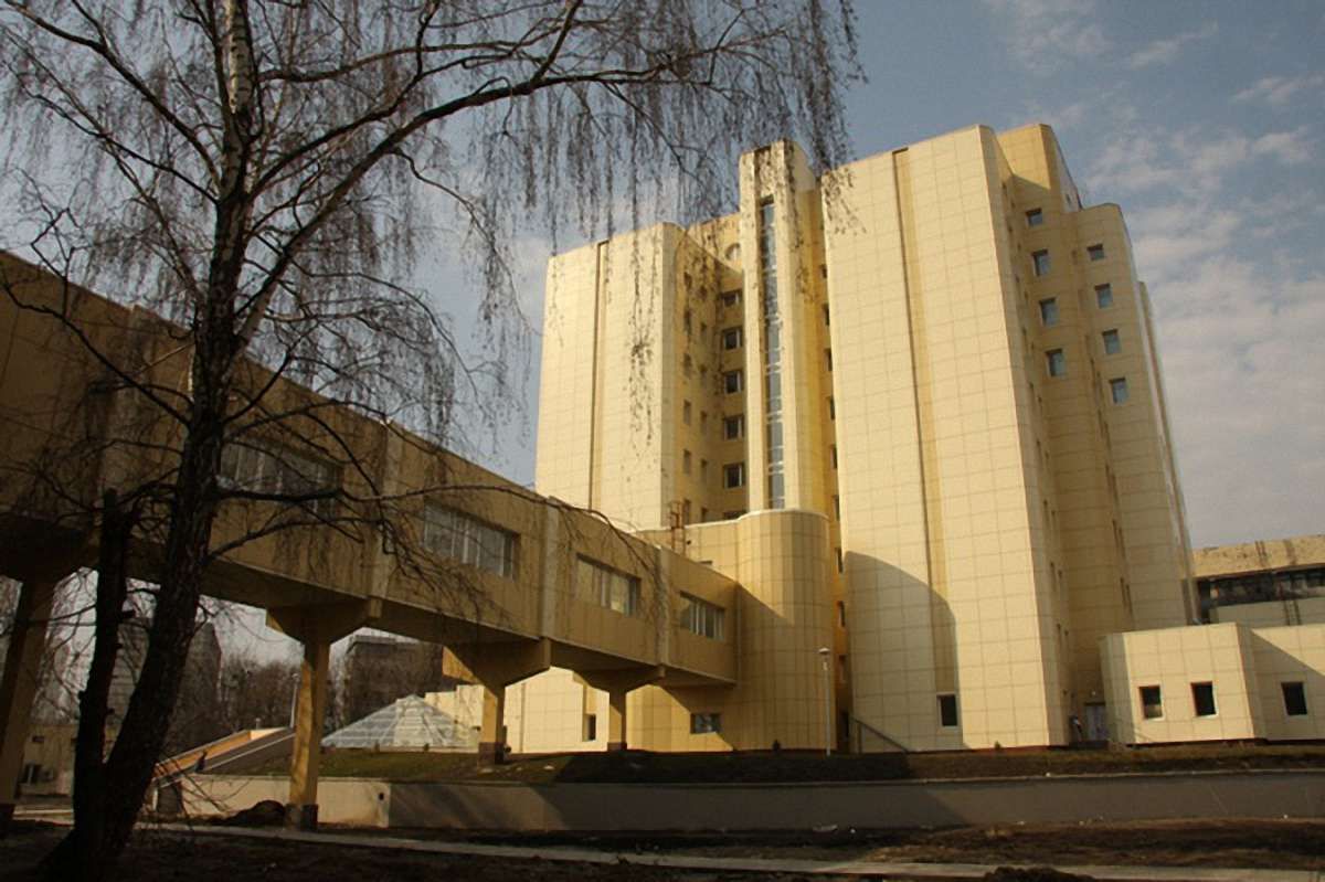 НАБУ проводить обшуки в Національному інституті раку