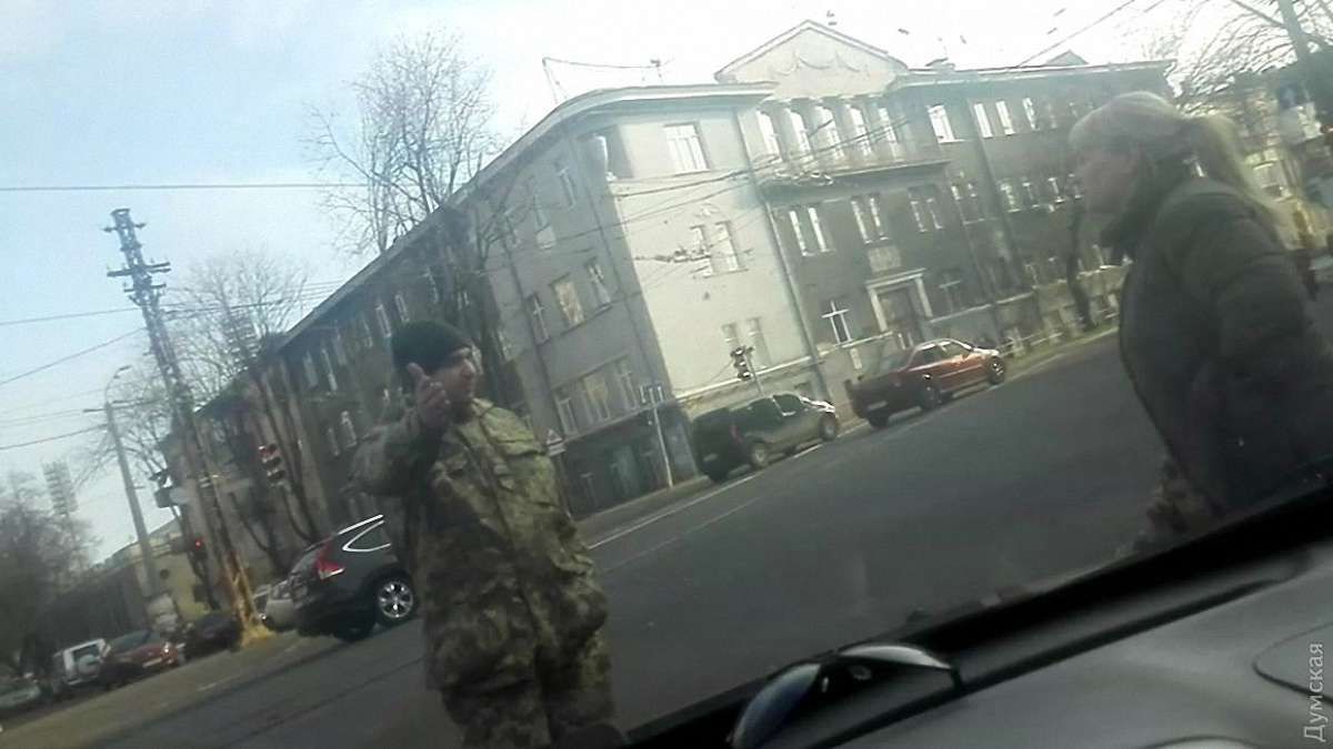 В Одесі офіцери намагалися забрати студента до військкомату прямо під час занять
