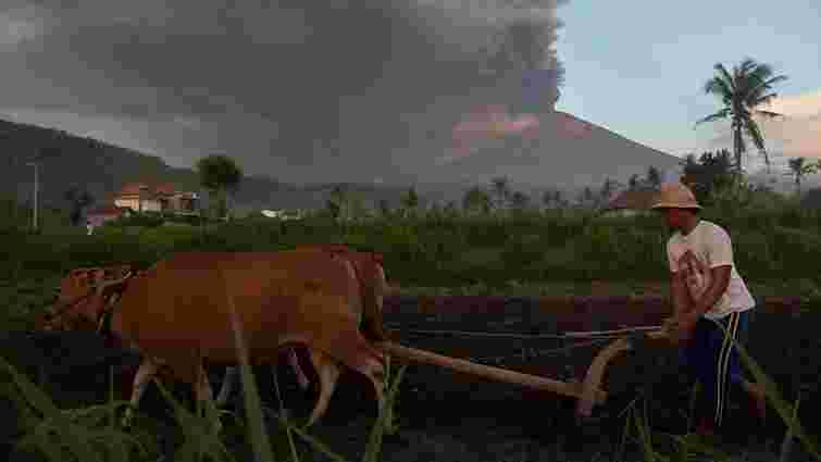 На Балі почалося виверження вулкана Агунг