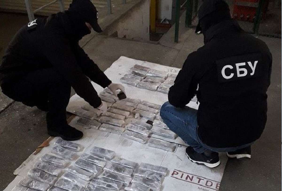 СБУ викрила контрабанду гашишу вартістю $500 тис. на кордоні з Угорщиною