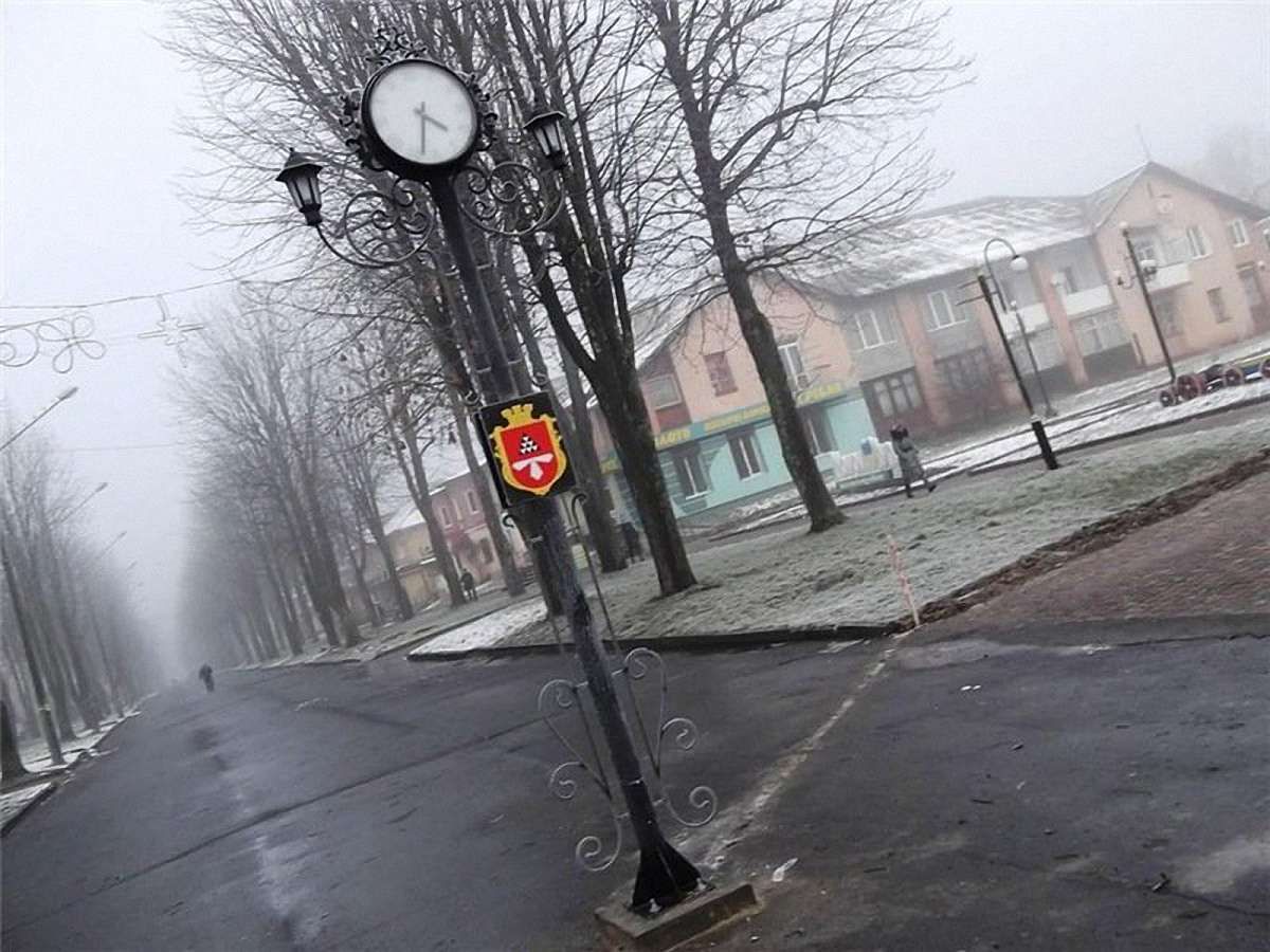 В Нововолинську невдовзі після відкриття зупинився міський годинник за ₴85 тис.