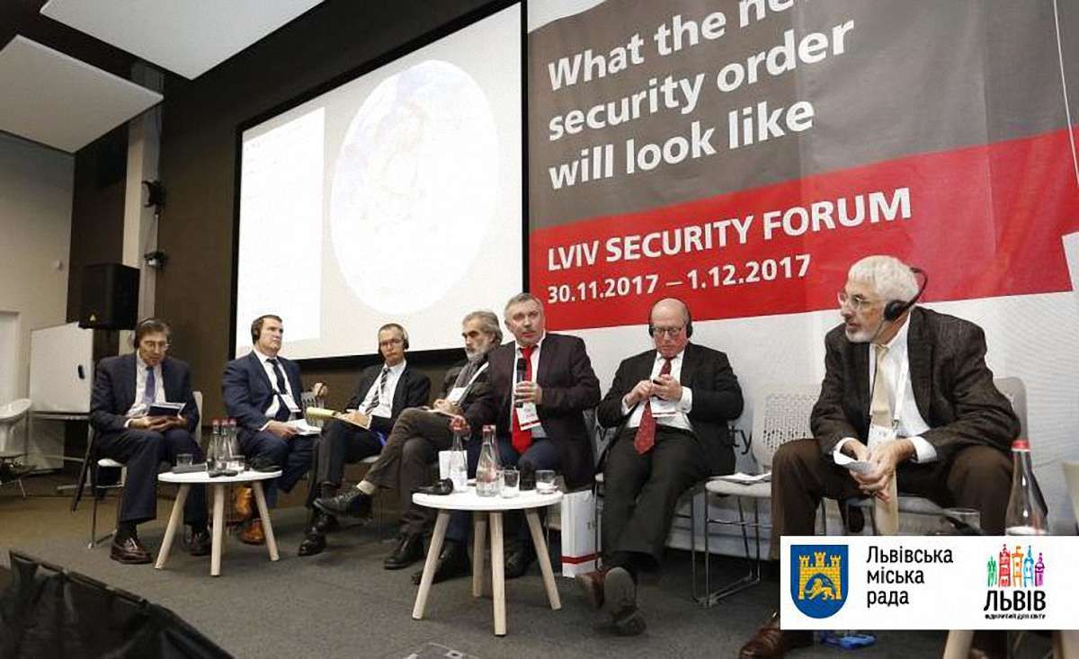 На Львівському Безпековому форумі обговорили війну на Сході України