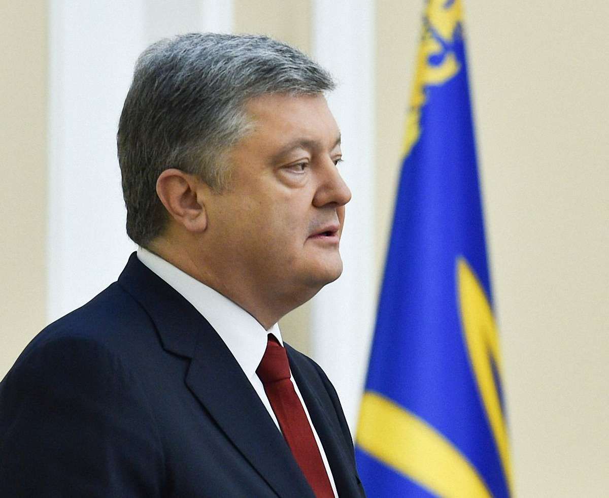 Порошенко анонсував в «досяжному майбутньому» референдуми про членство в НАТО і ЄС