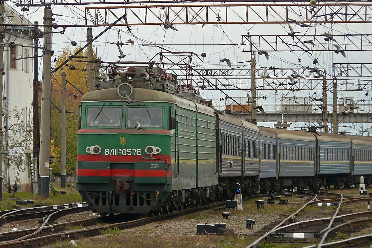 «Укрзалізниця» скасує десять непопулярних поїздів