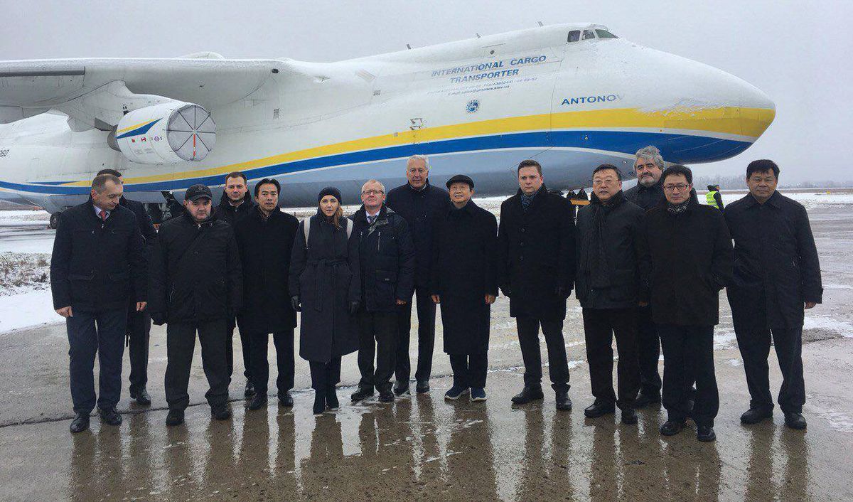 Китай зацікавлений у купівлі українських літаків