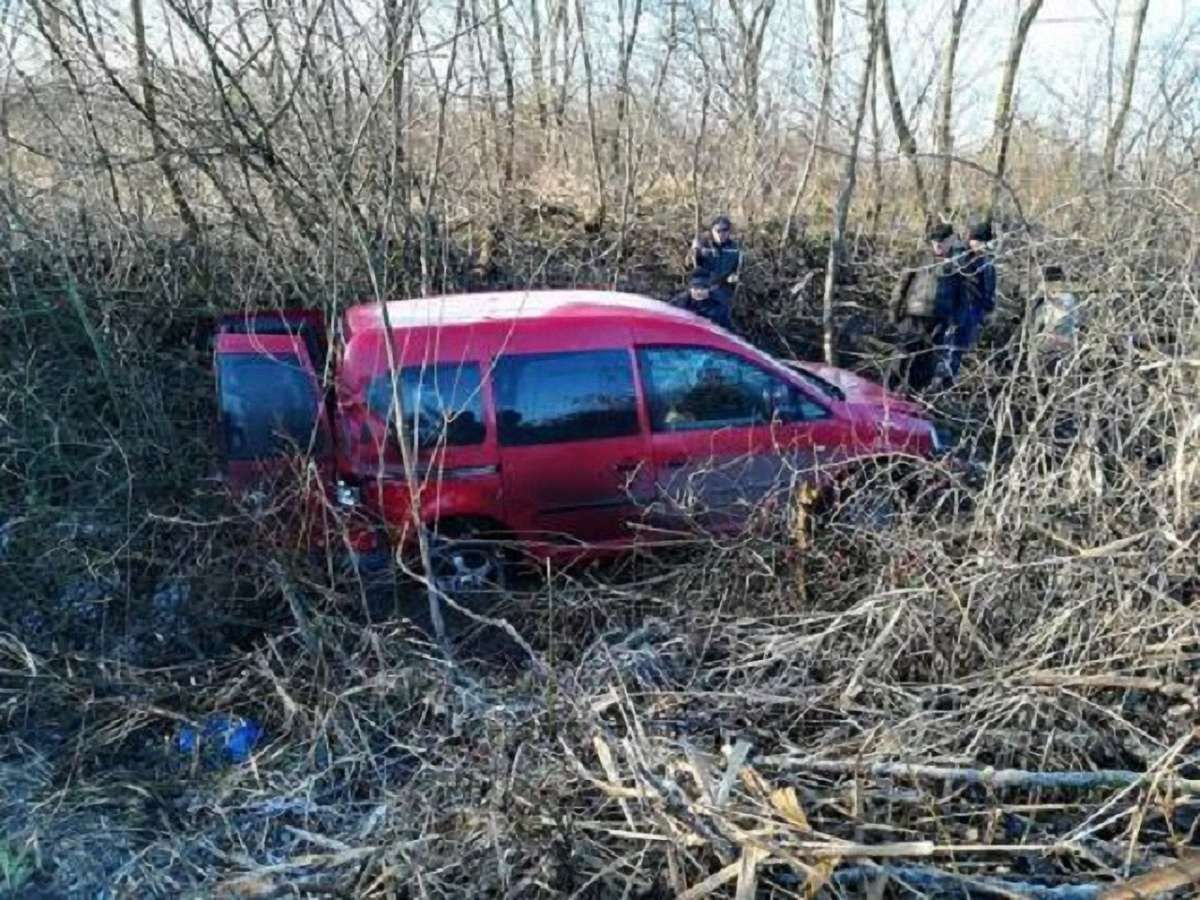 Через слизьку дорогу біля Червонограда авто потрапило у ДТП